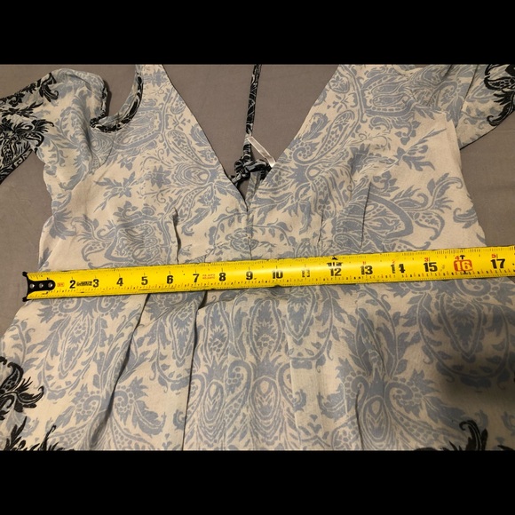 Free People, long sleeves shoulder crop, tunic - Picture 2 of 7